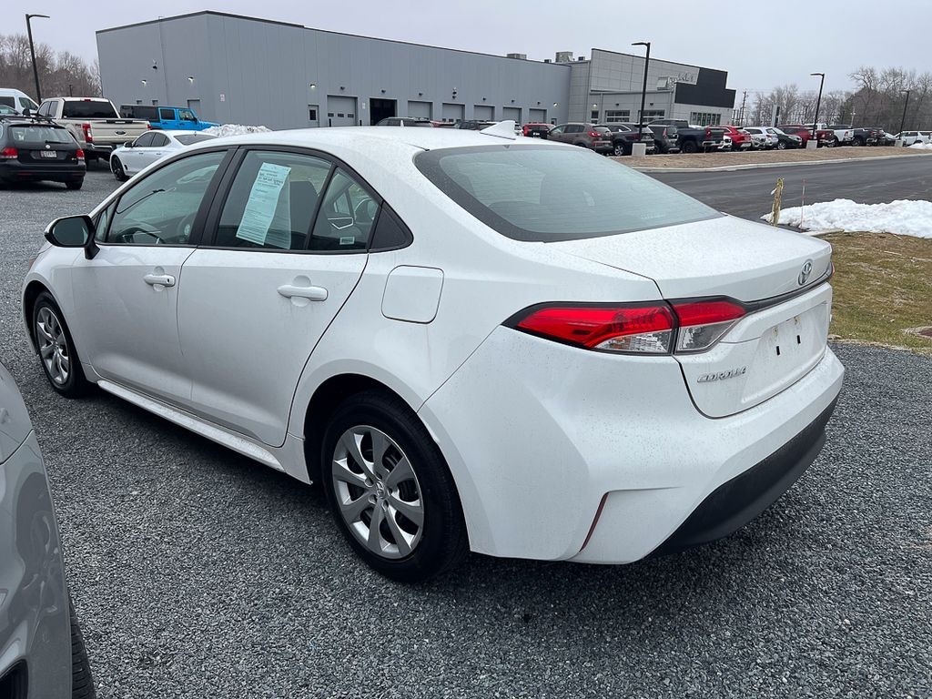 Used 2024 Toyota Corolla LE Sedan