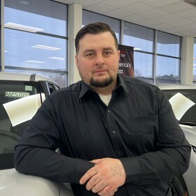 Staff member Eric Kibler from ID_76a2e1
