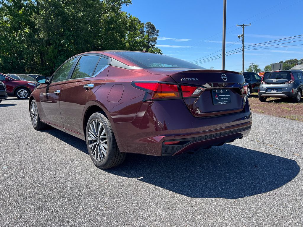 2025 Nissan Altima 3
