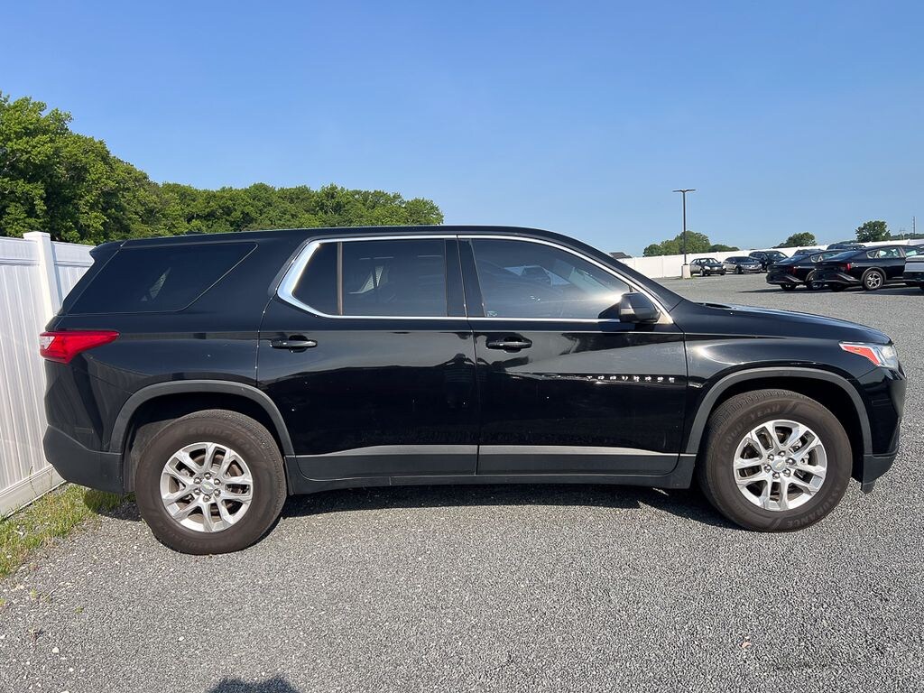 Used 2021 Chevrolet Traverse LS SUV
