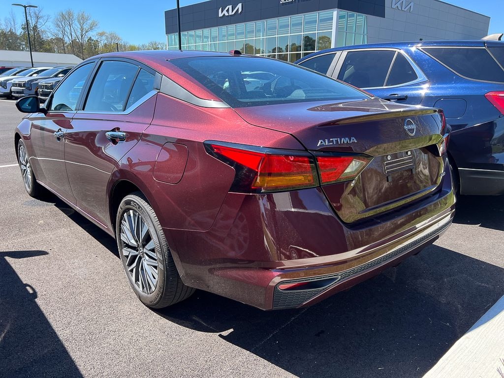 Used 2025 Nissan Altima 2.5 SV Sedan