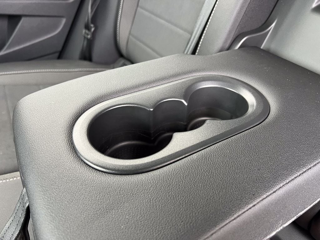 2023 Volkswagen Taos SE - Photo 29