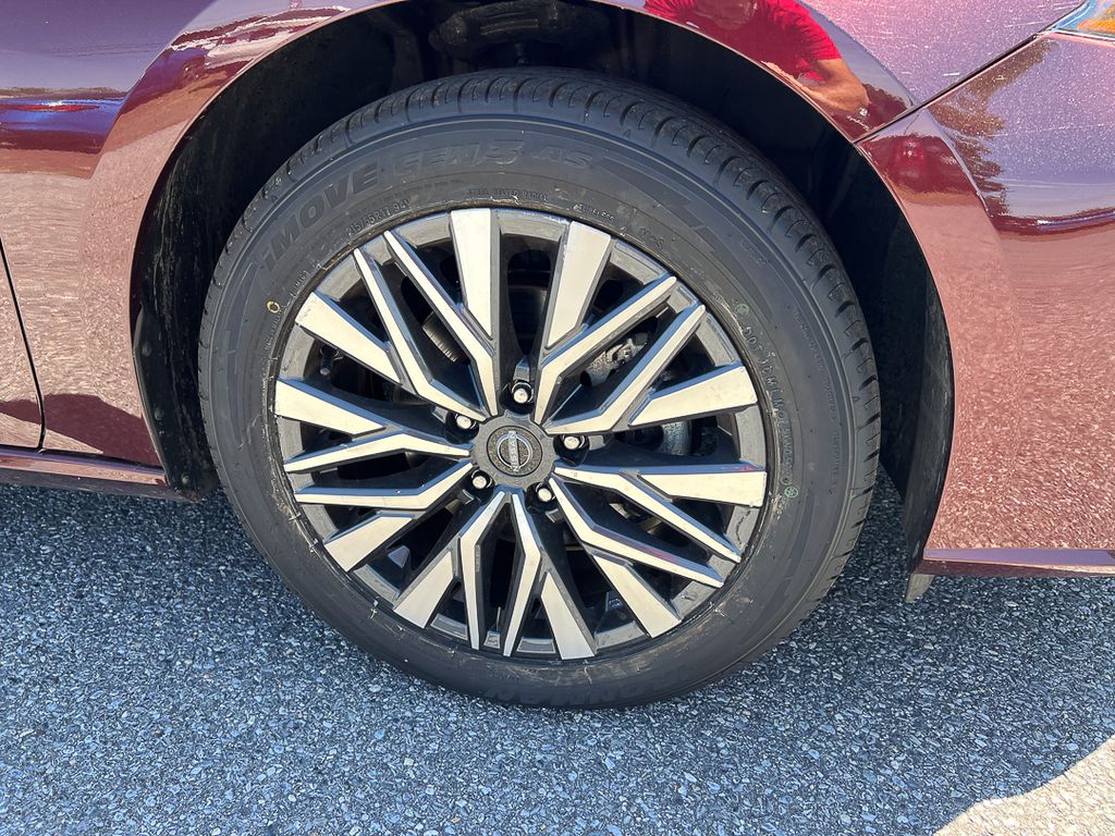 2025 Nissan Altima 6