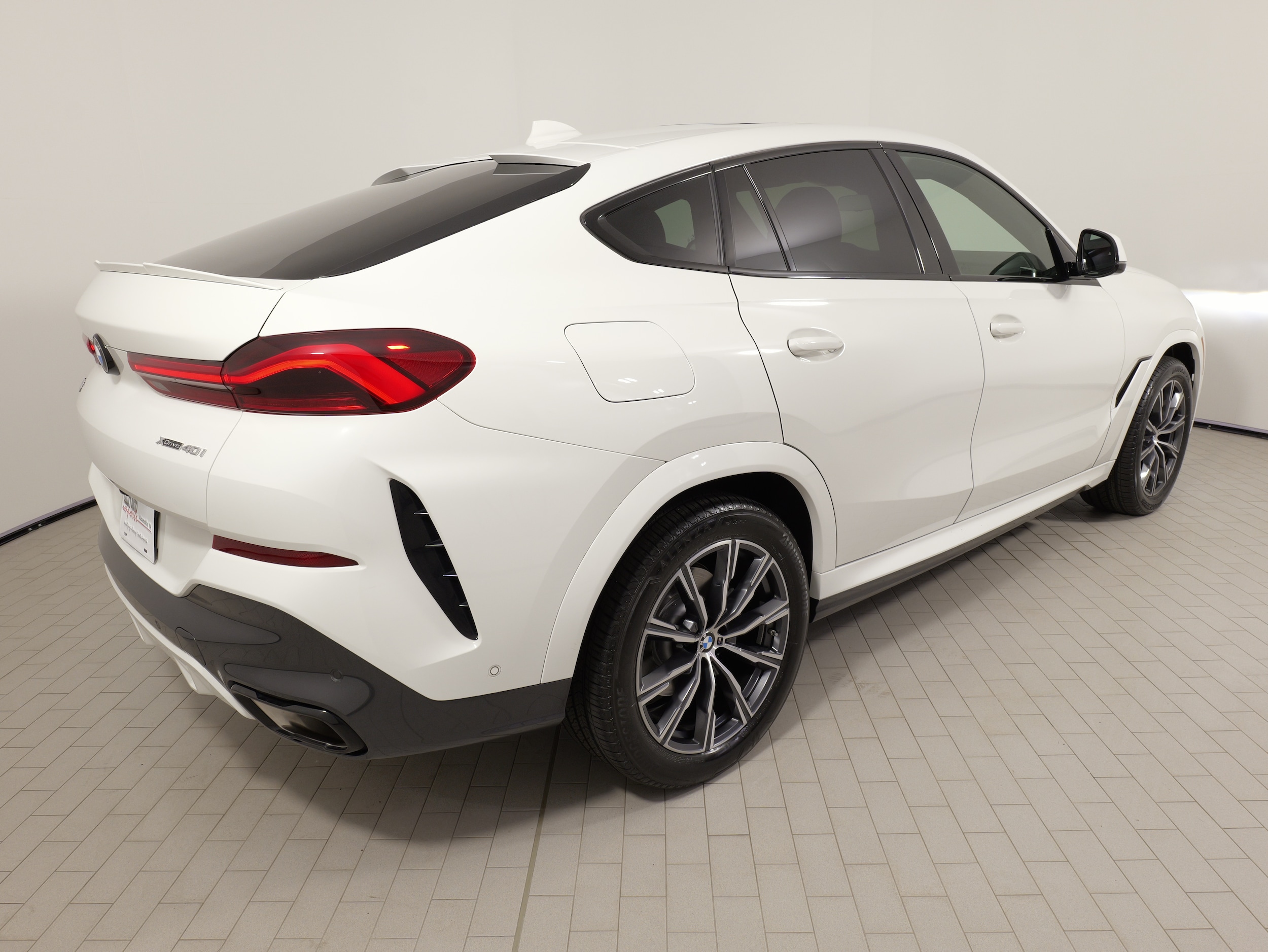 2022 BMW X6 40i - Photo 14