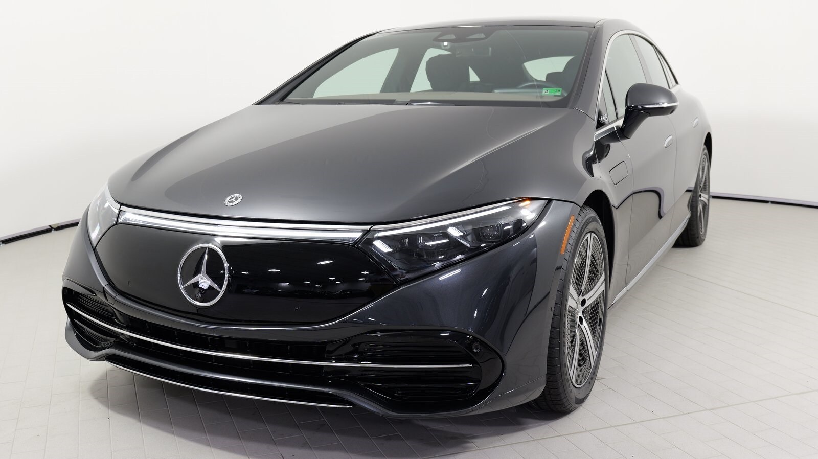 2023 Mercedes Benz EQS Sedan 450 photo 3