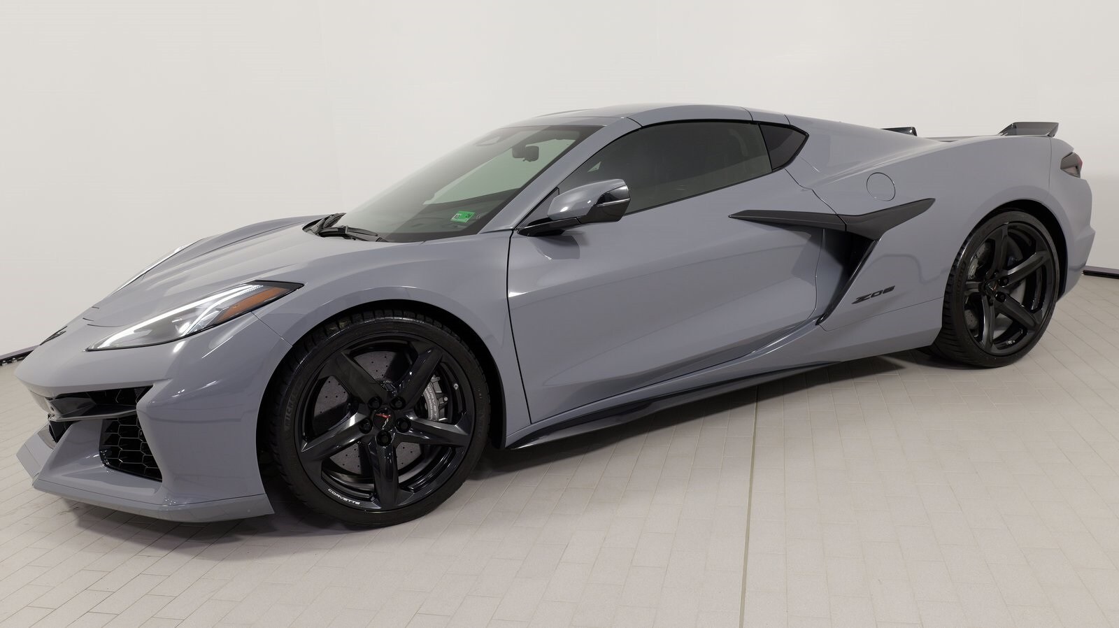 2024 Chevrolet Corvette Z06 Coupe photo 2