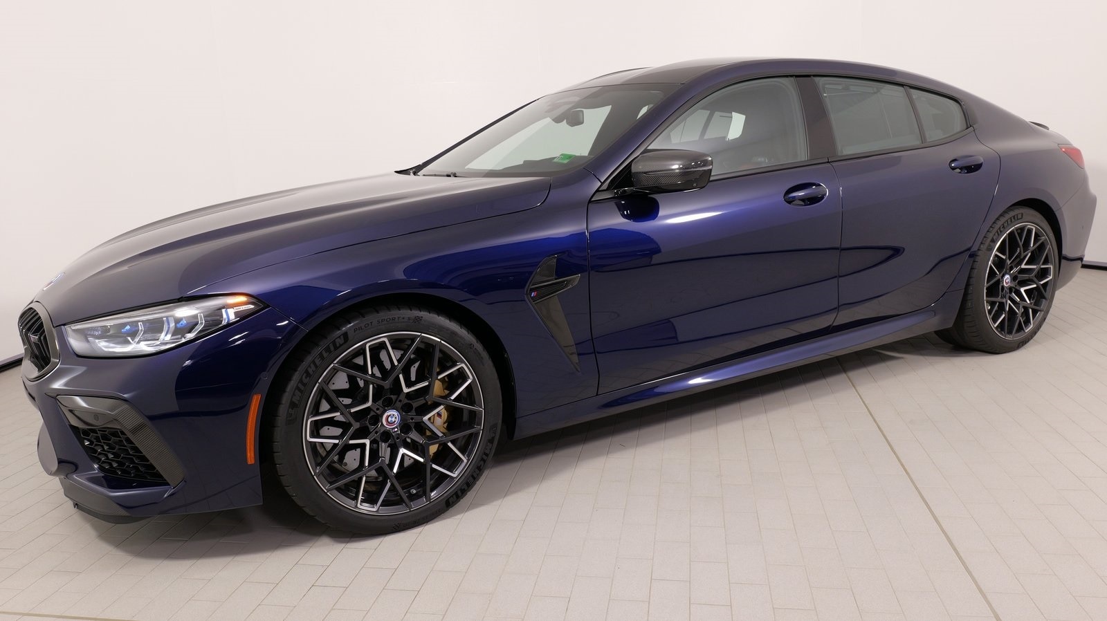 2023 Bmw M8 Competition photo 2