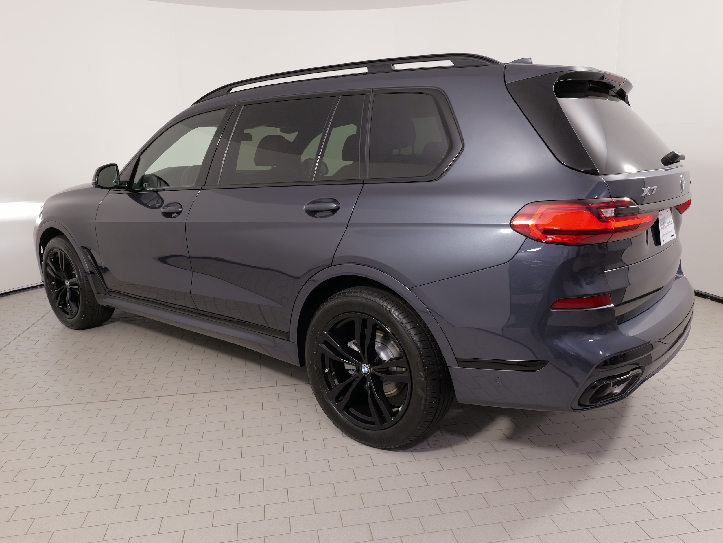 2022 BMW X7 40i - Photo 14