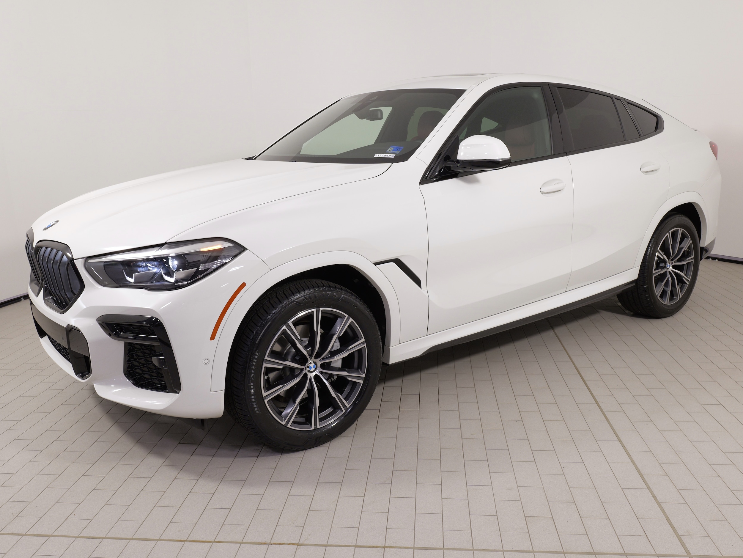 2022 BMW X6 xDrive40i's photo