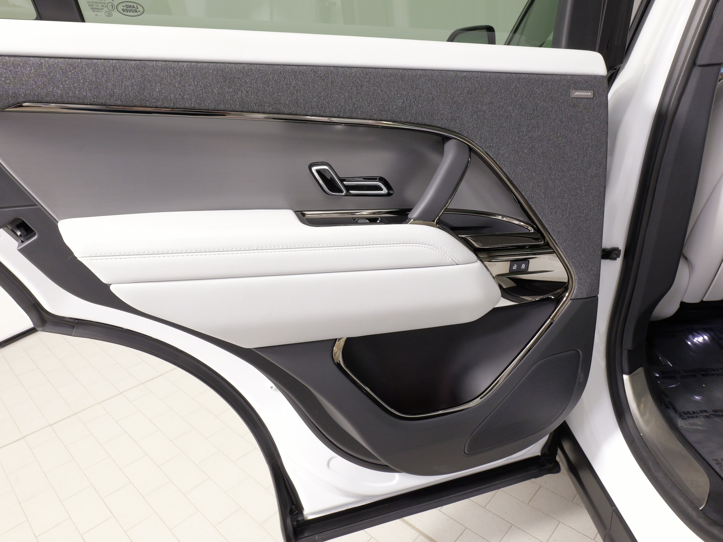 2023 Land Rover Range Rover Sport SE - Photo 34