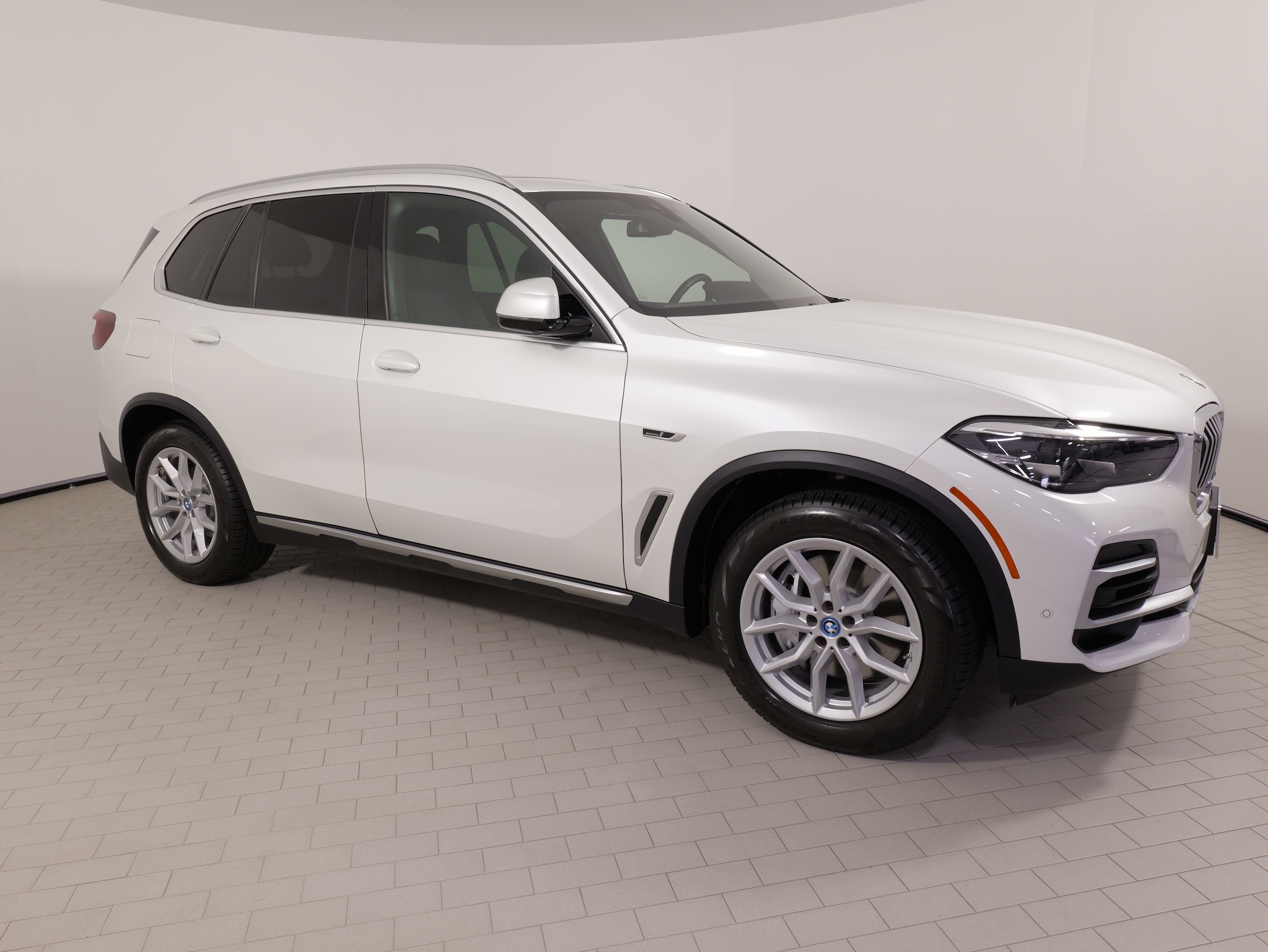 2022 BMW X5 45e - Photo 10