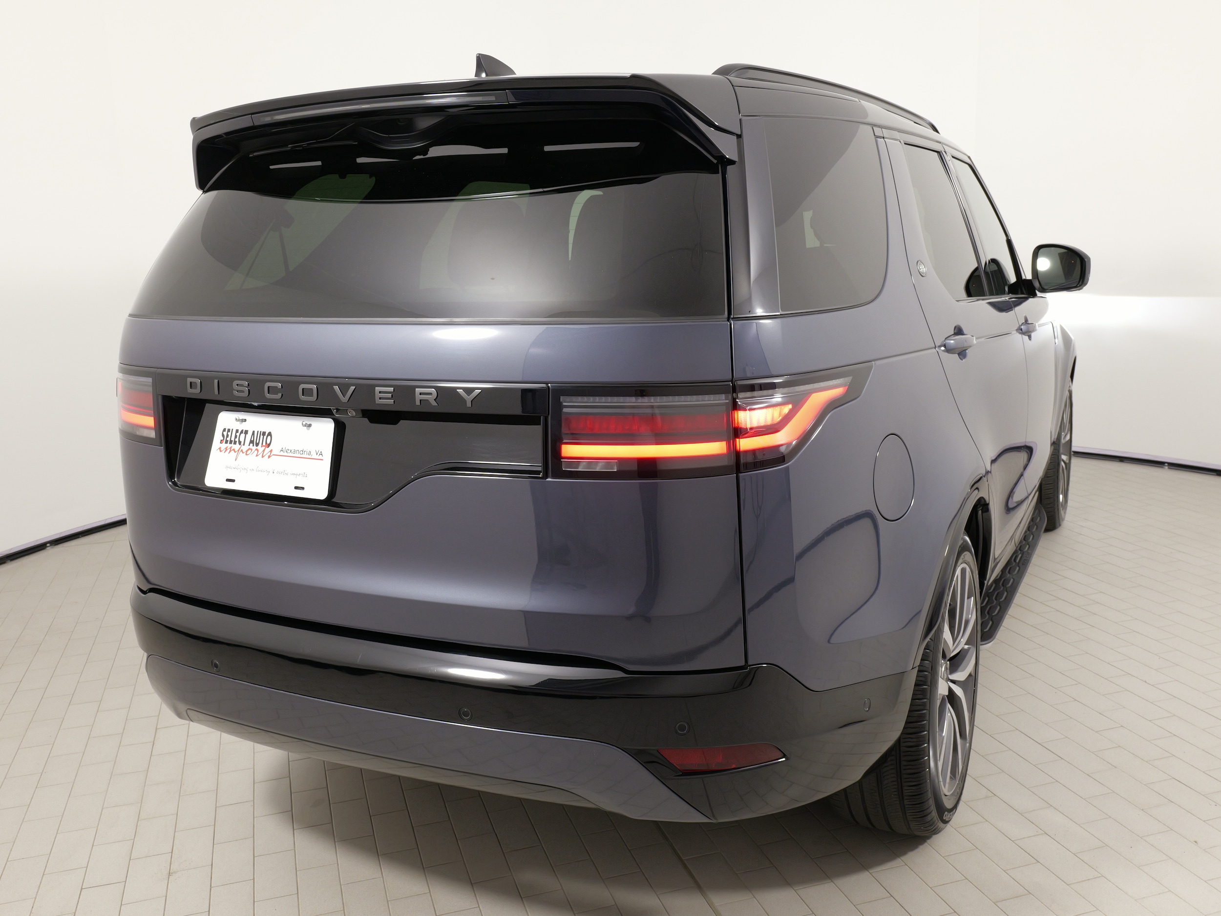 2024 Land Rover Discovery Dynamic SE - Photo 14