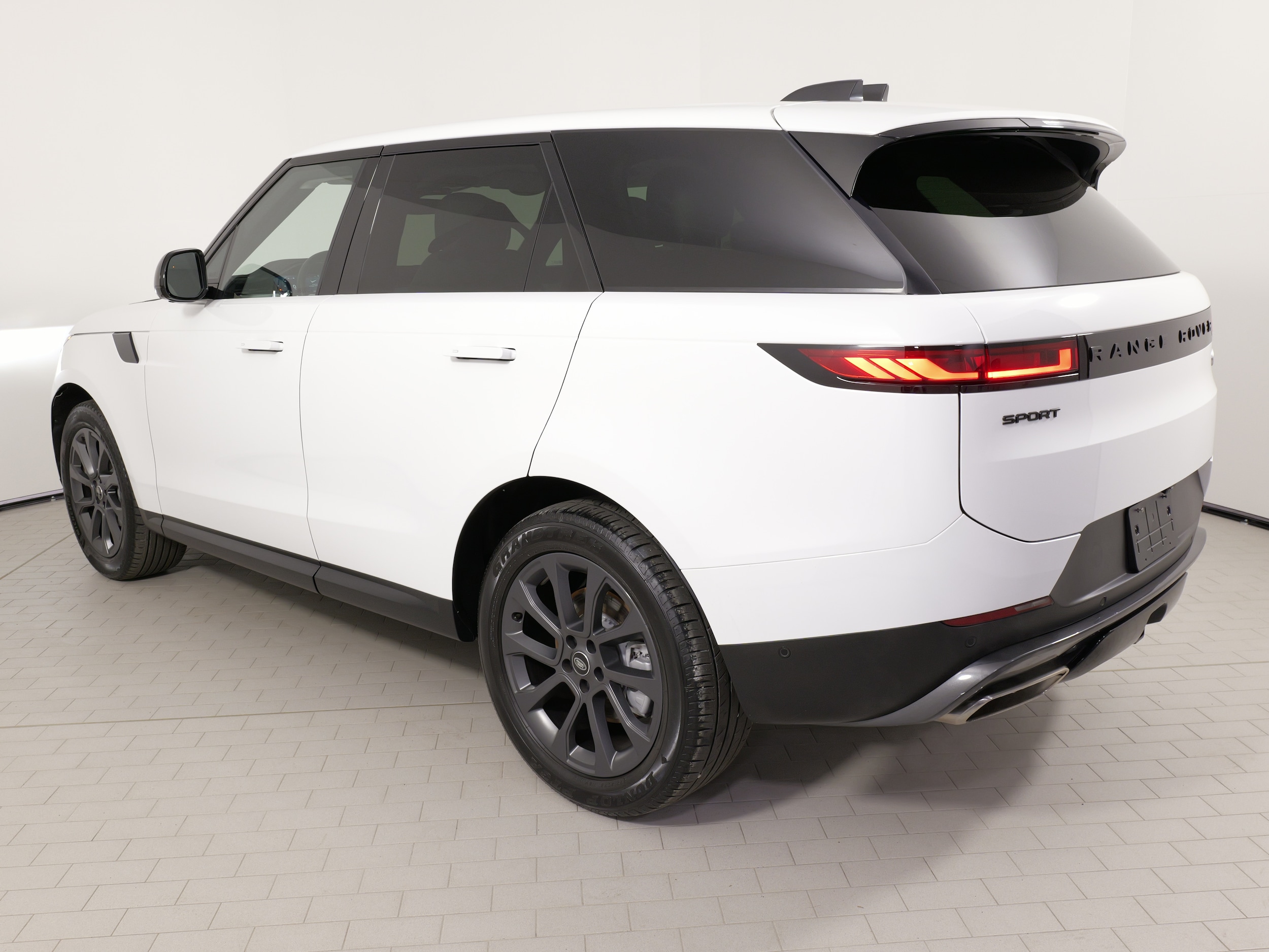 2023 Land Rover Range Rover Sport SE - Photo 14
