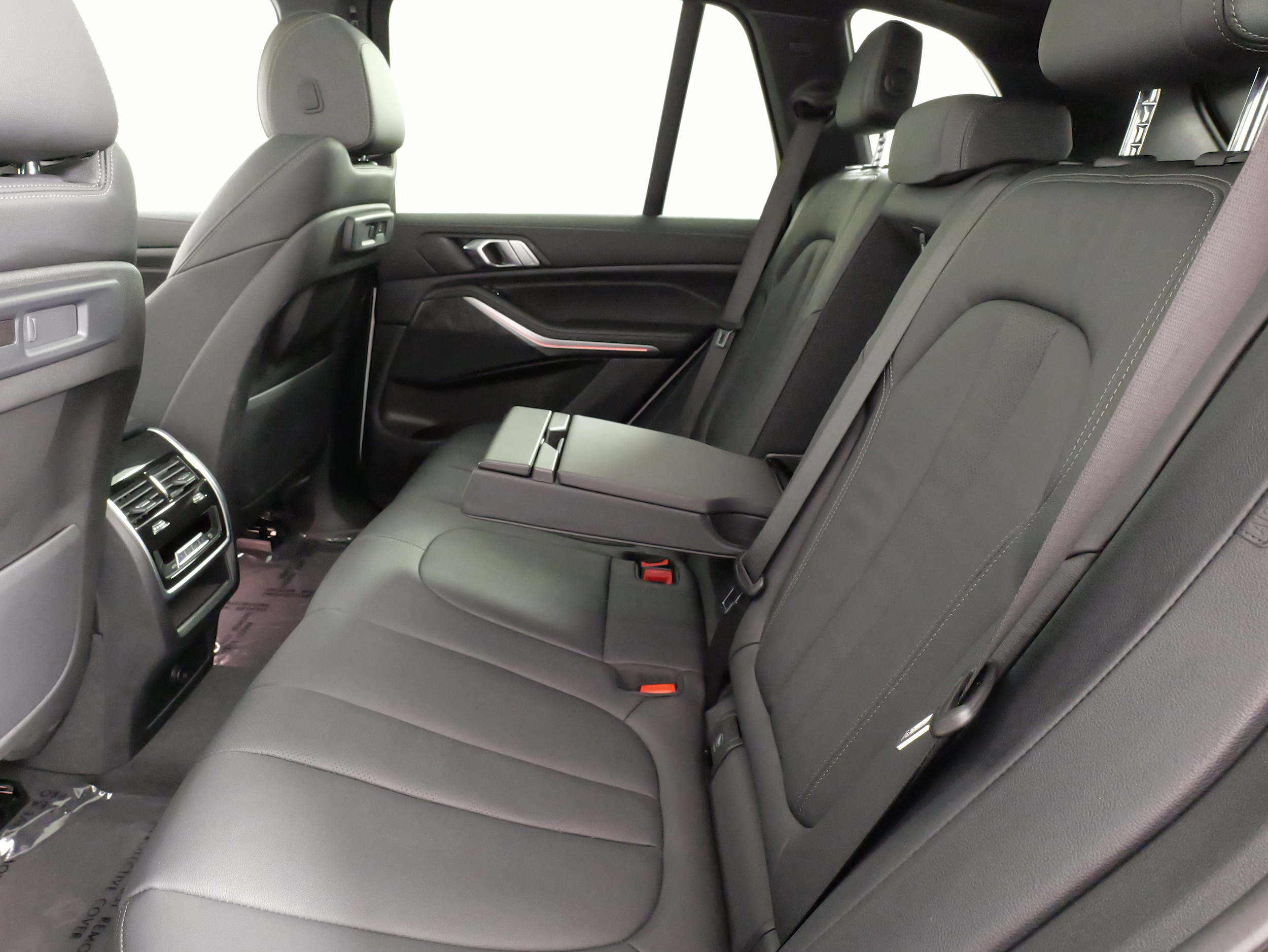 2022 BMW X5 45e - Photo 36