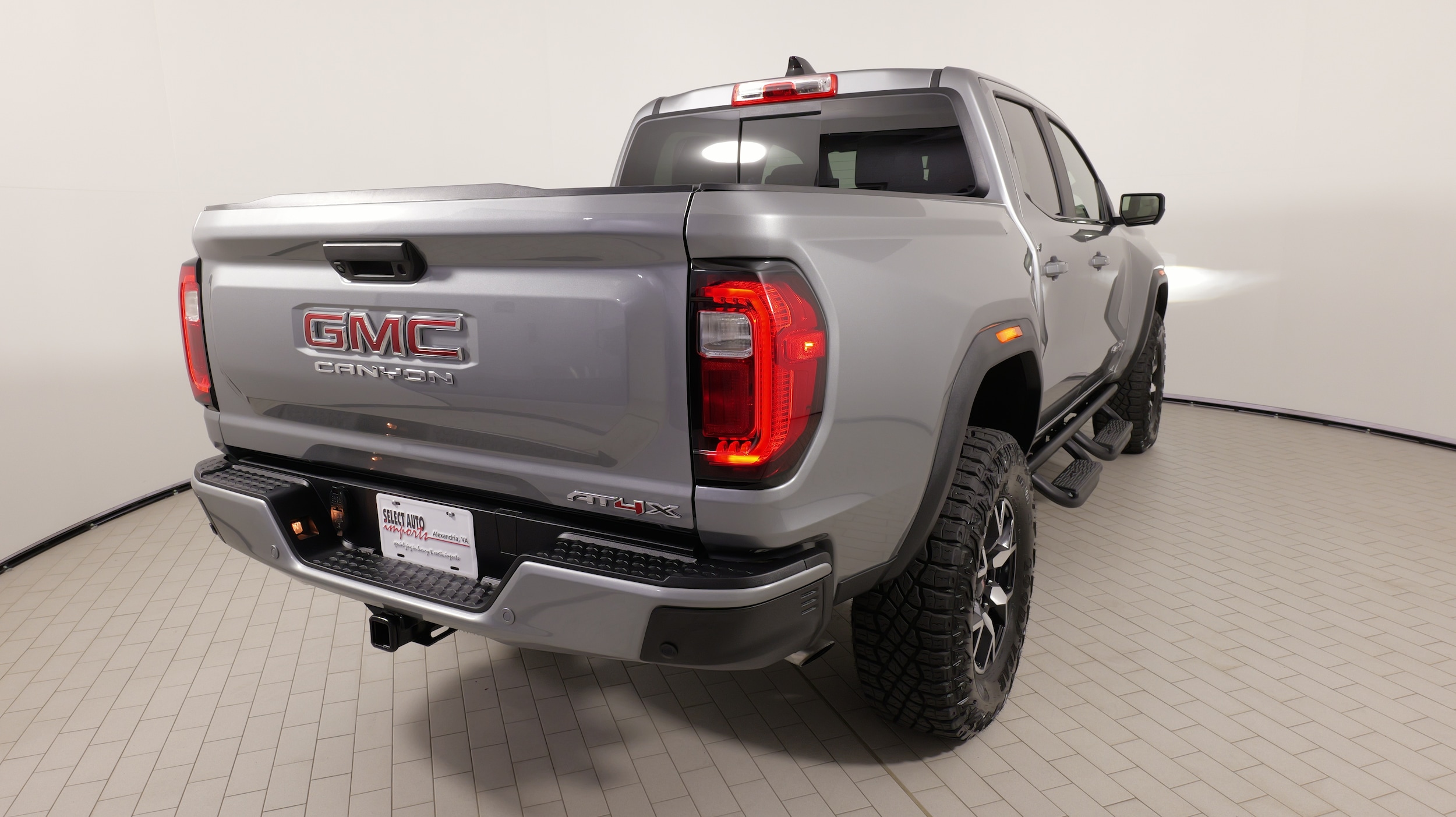 2024 GMC Canyon AT4X - Photo 15