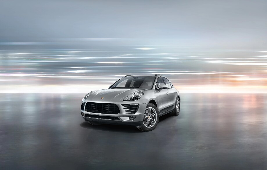 2018-Porsche-Macan-Base-SUV-L01-919x588.jpg
