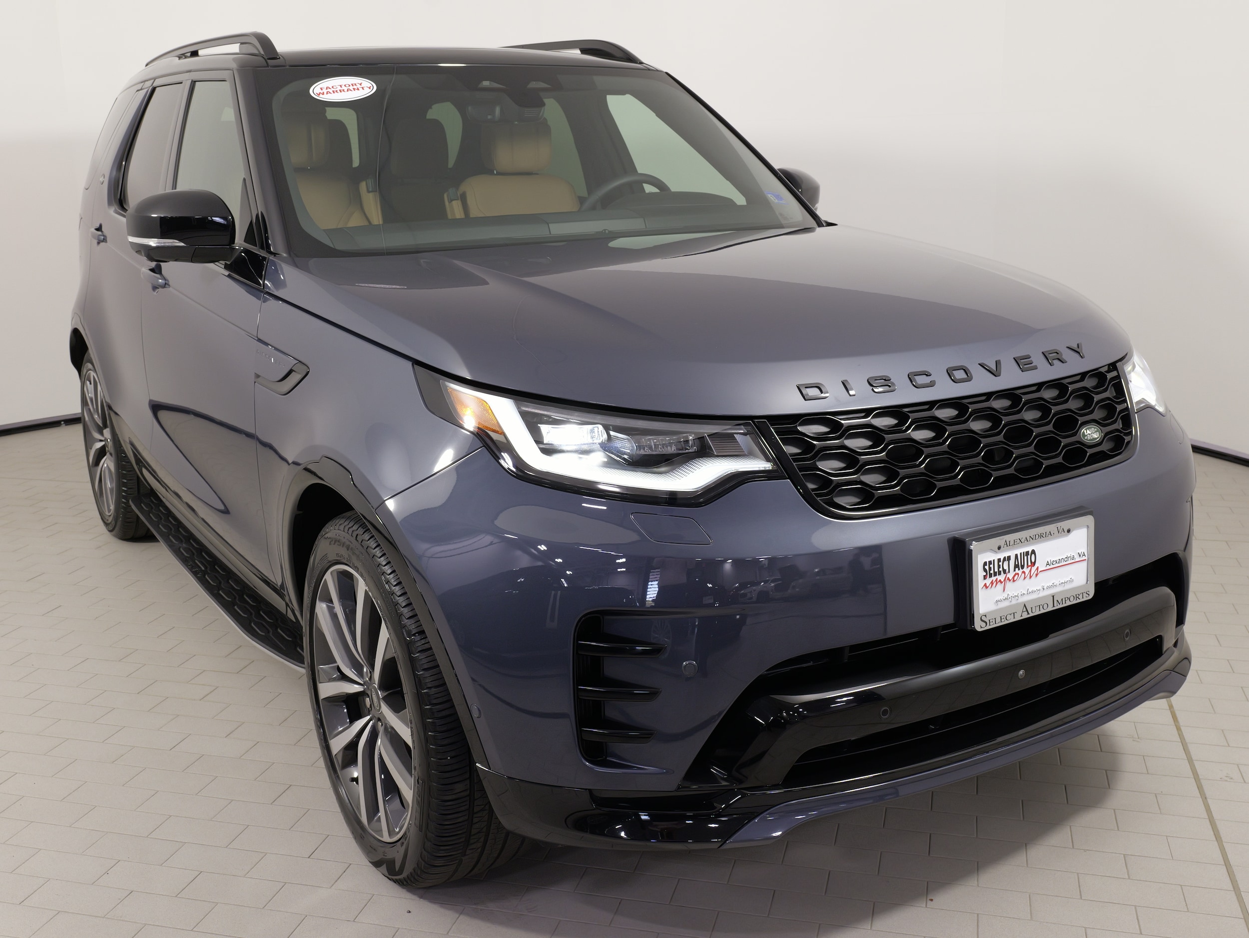2024 Land Rover Discovery Dynamic SE - Photo 6