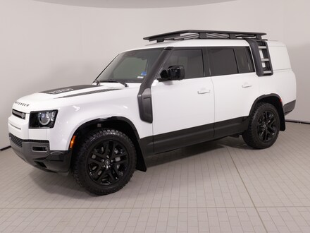 2024 Land Rover Defender 130 P400 Outbound SUV