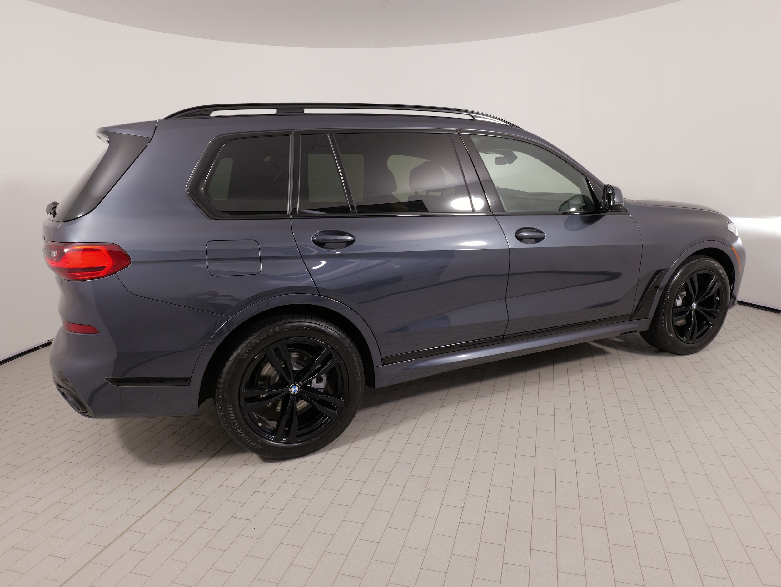2022 BMW X7 40i - Photo 9