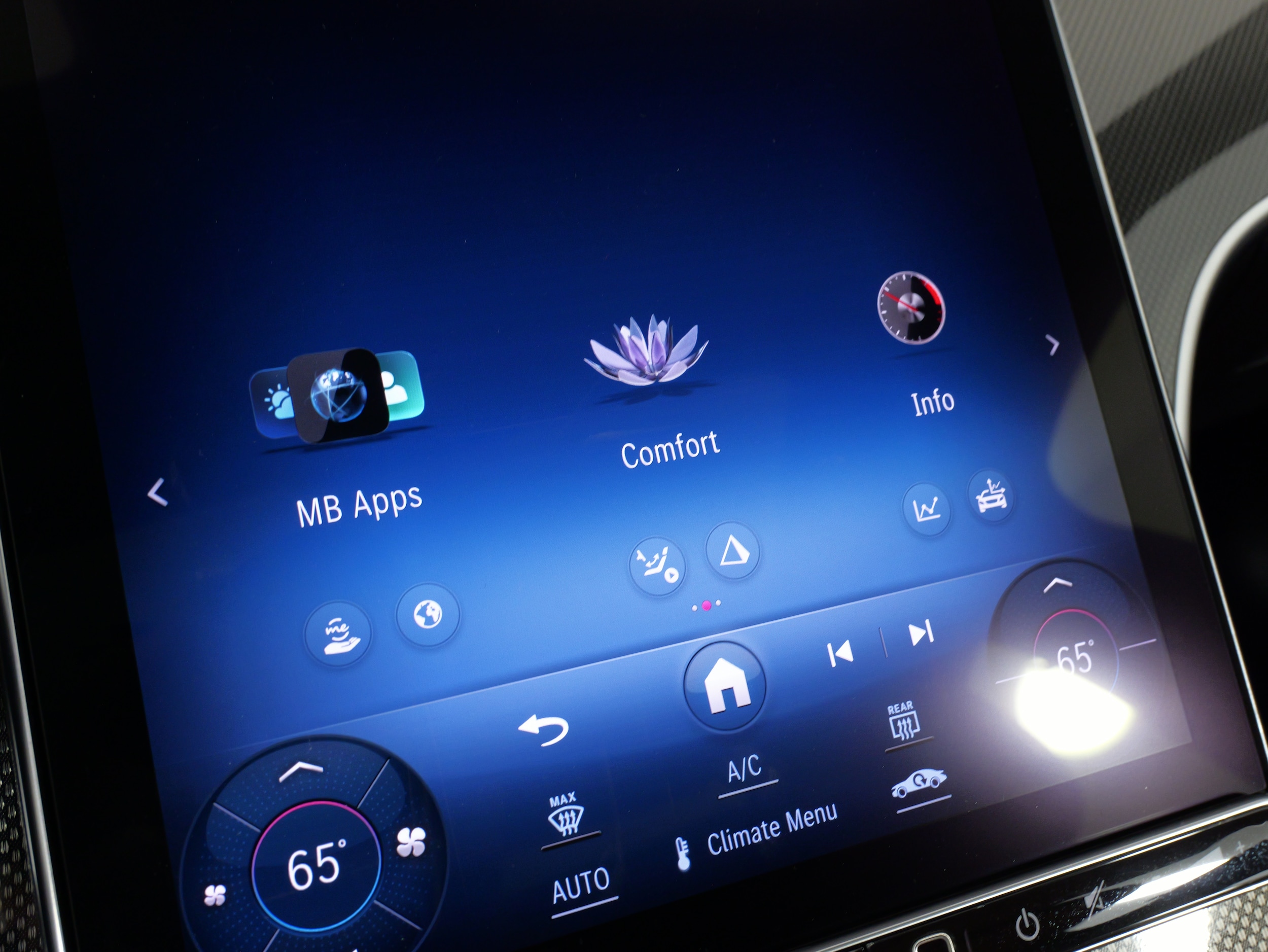 2023 Mercedes-Benz C-Class Sedan C 300 - Photo 41