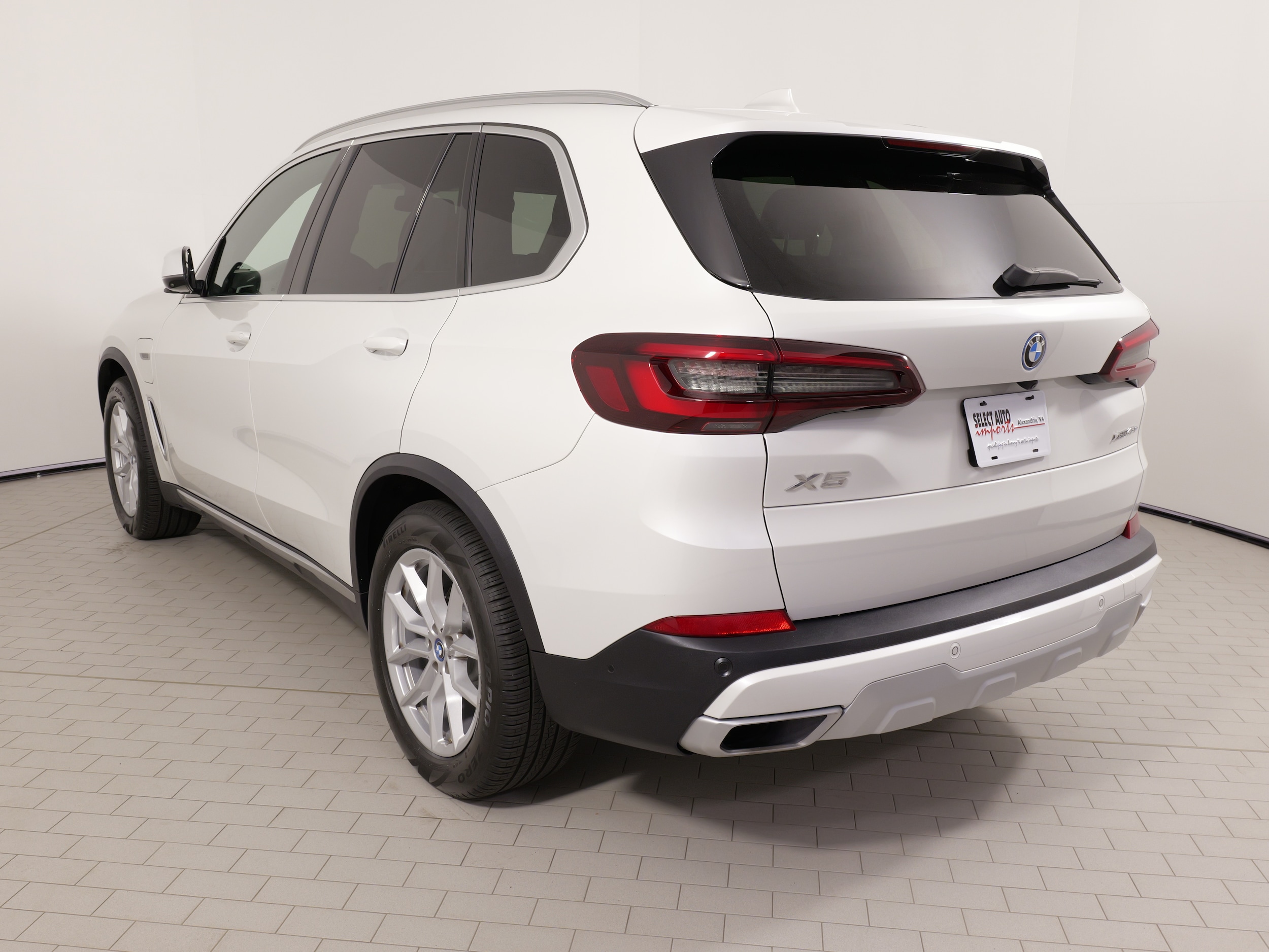 2022 BMW X5 45e - Photo 16