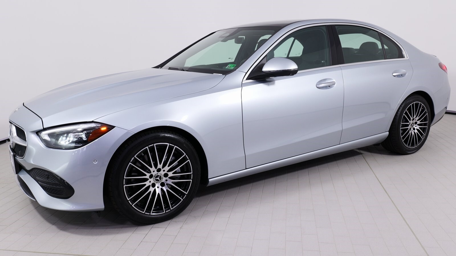 2023 Mercedes Benz C 300 4MATIC photo 2