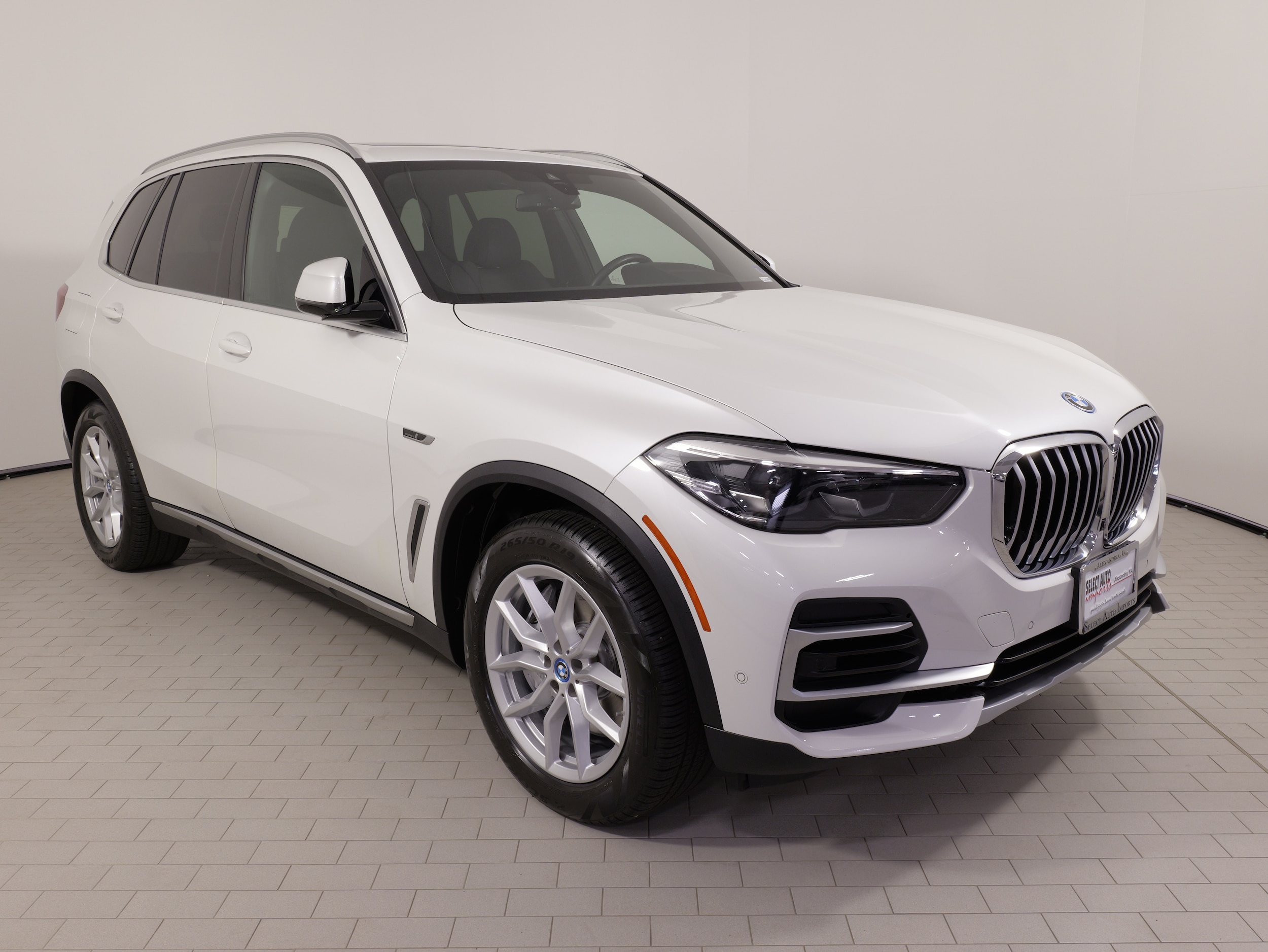 2022 BMW X5 45e - Photo 8
