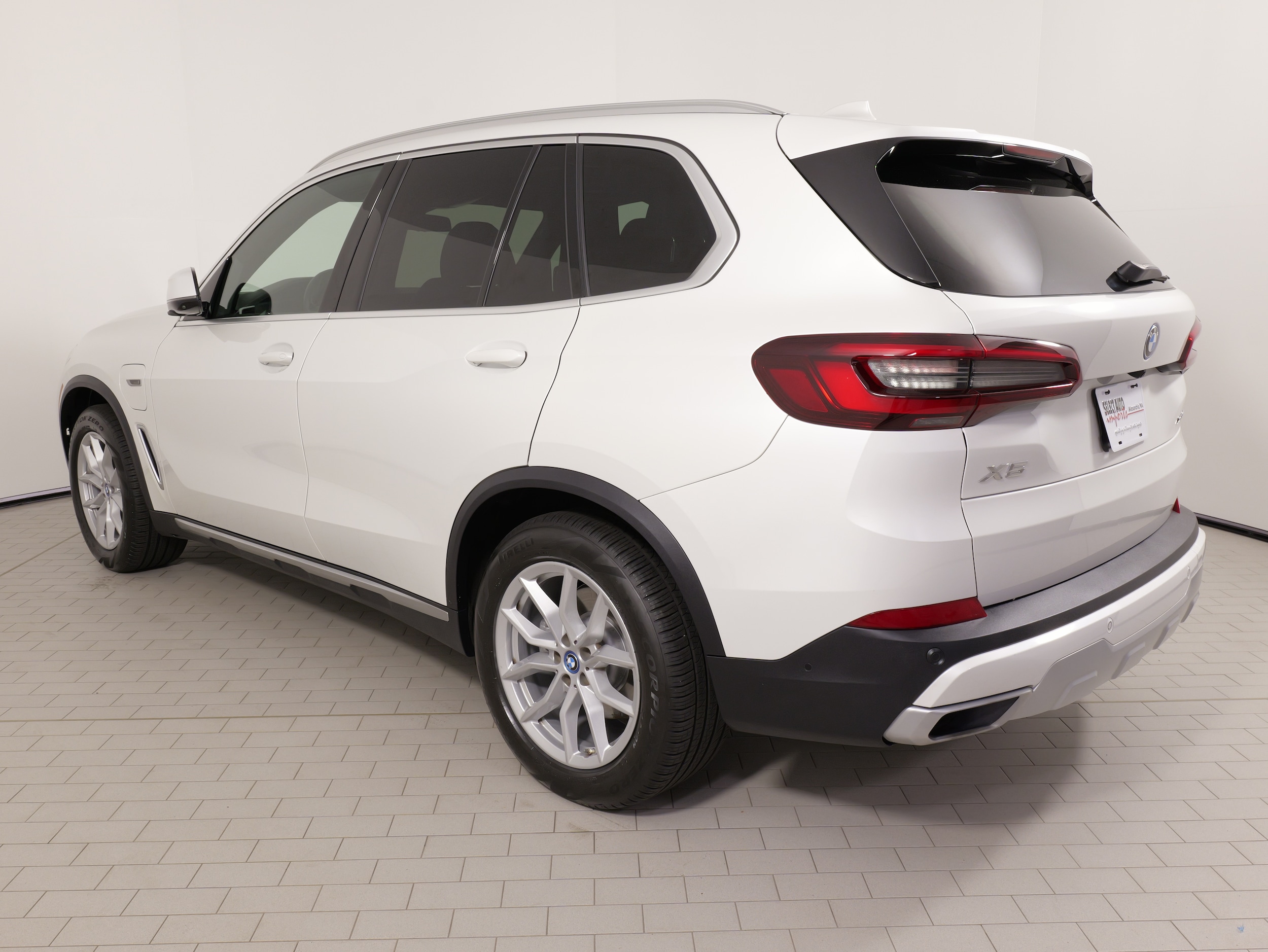 2022 BMW X5 45e - Photo 17