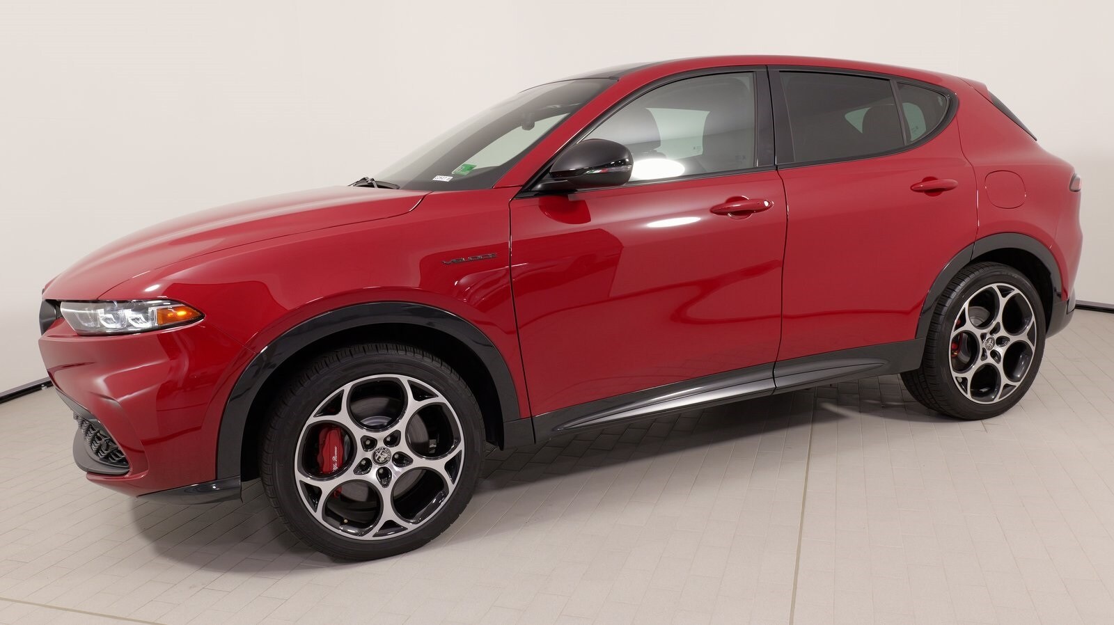 2024 Alfa Romeo Tonale Veloce photo 2