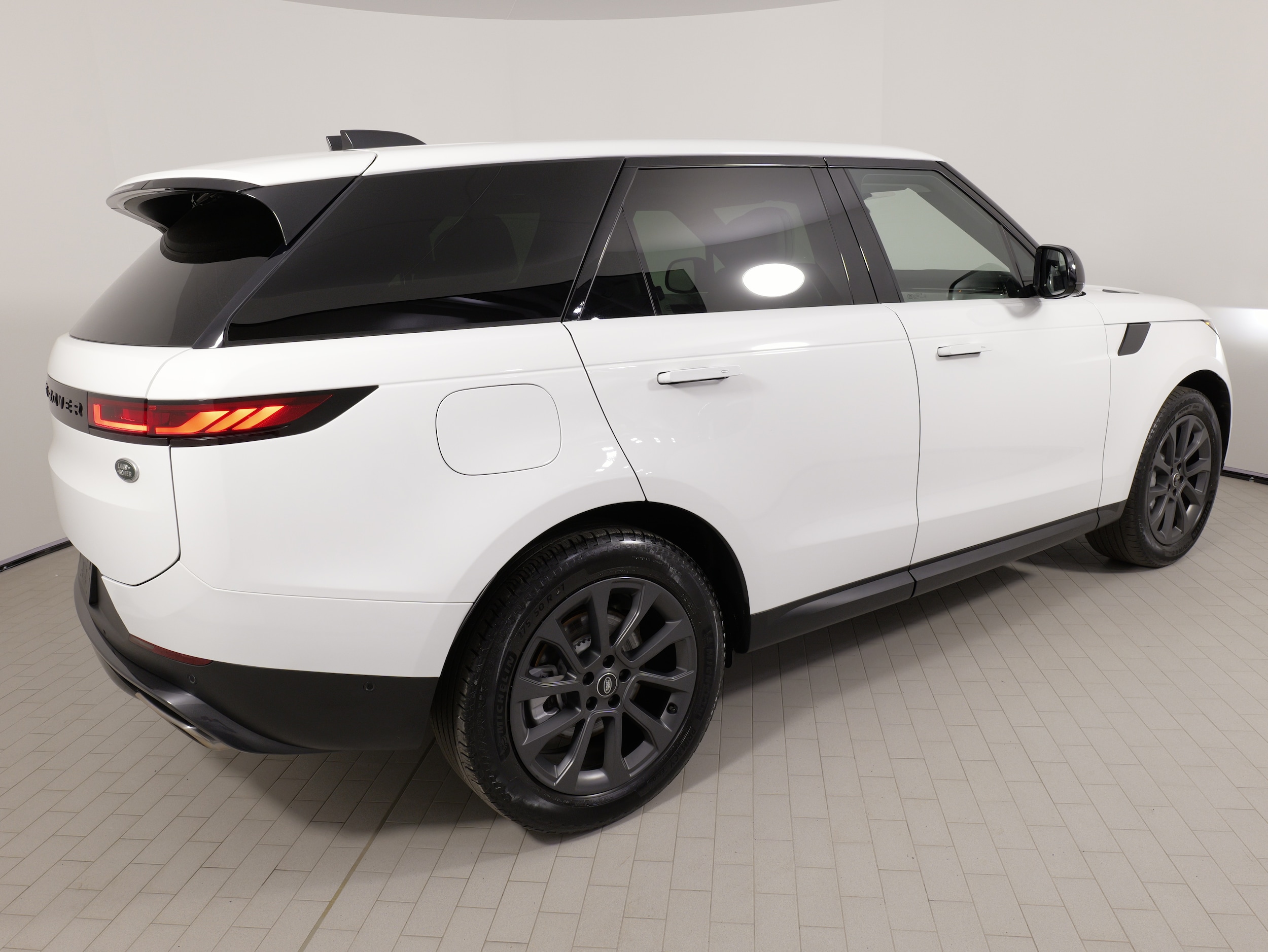 2023 Land Rover Range Rover Sport SE - Photo 11