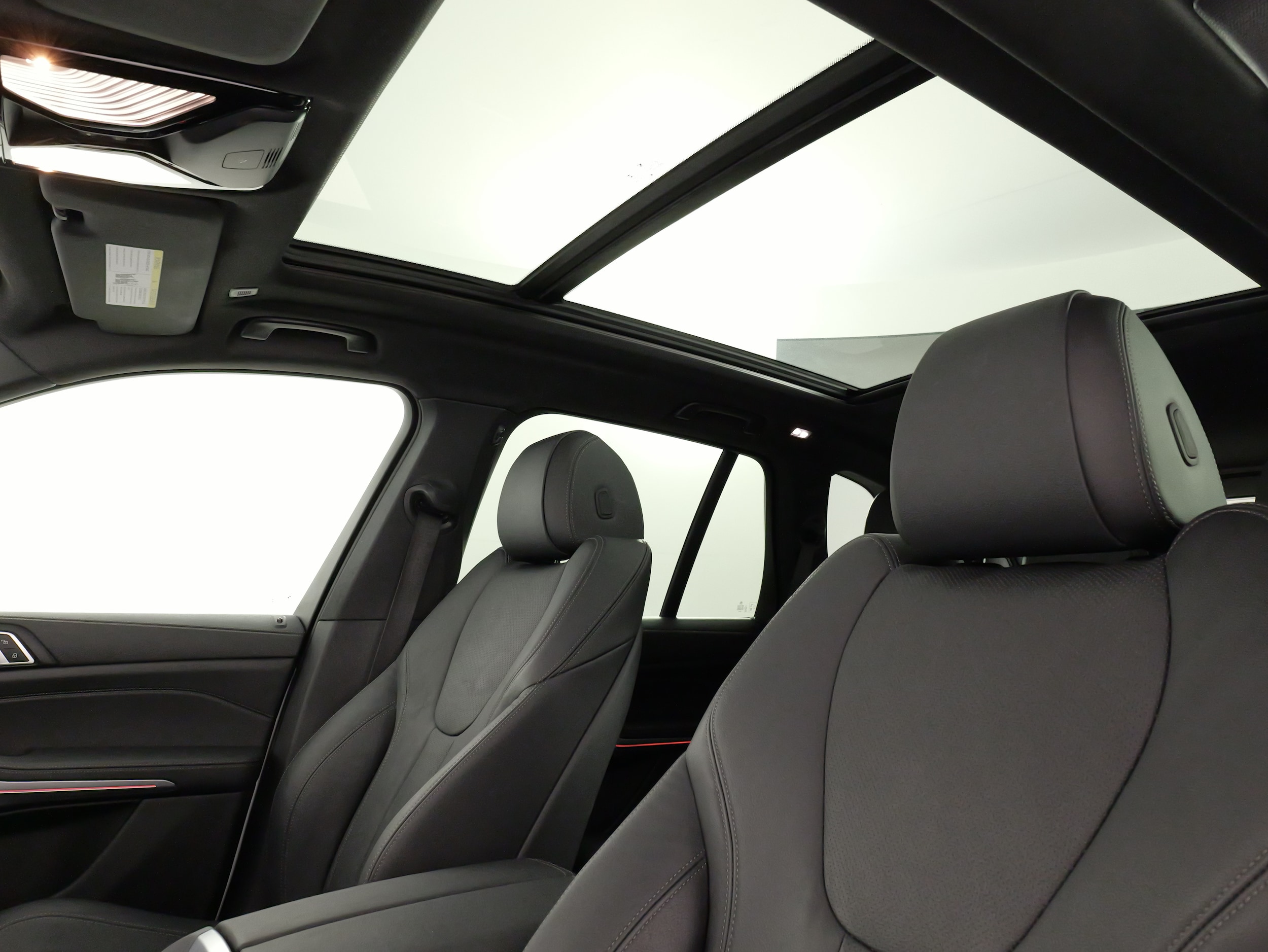 2022 BMW X5 45e - Photo 33