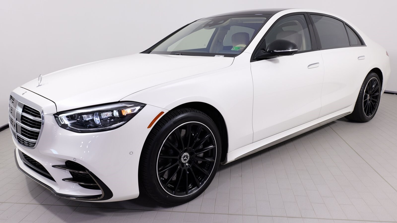 2023 Mercedes Benz S 450 500 photo 3