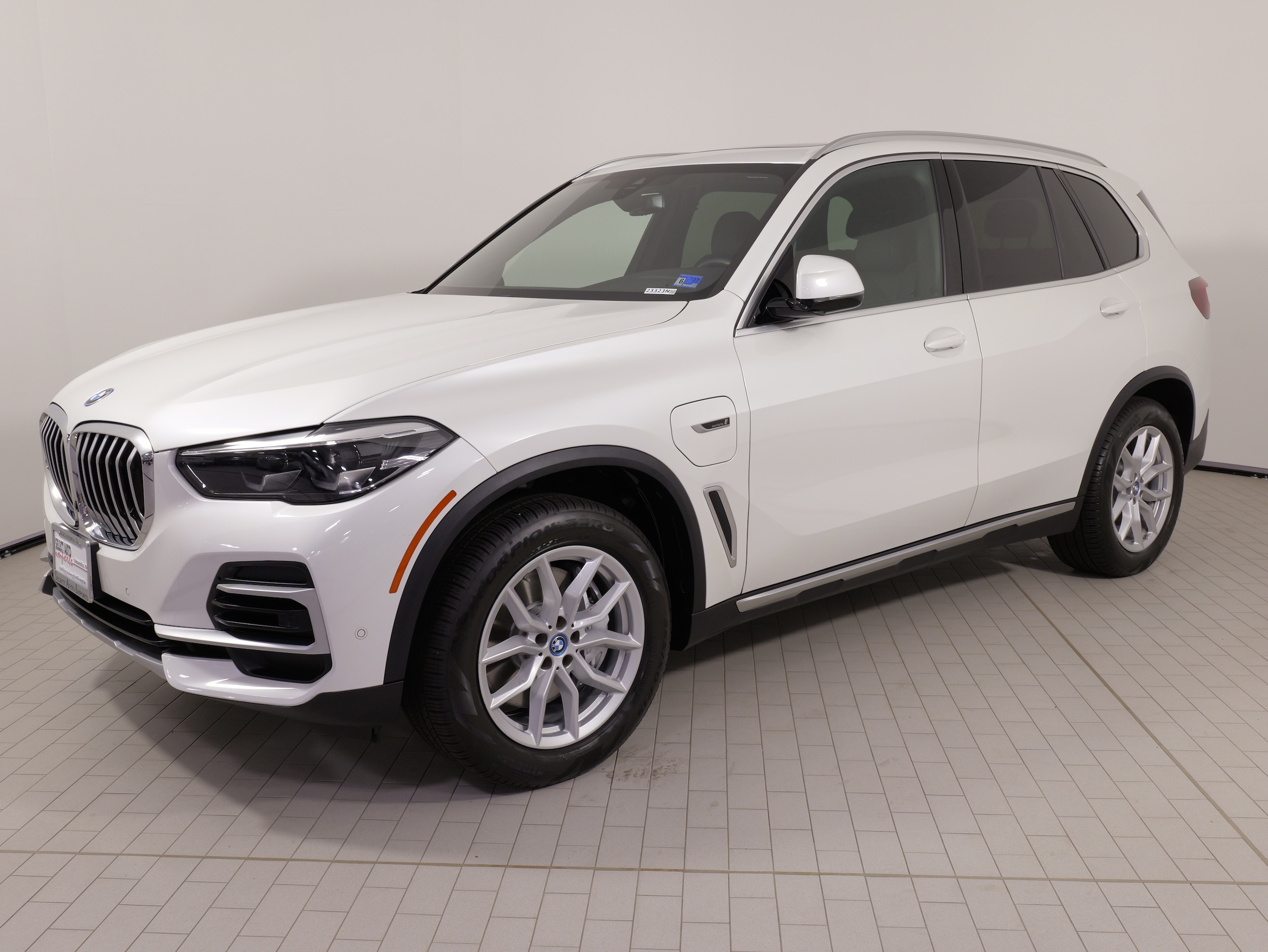 2022 BMW X5 45e - Photo 3