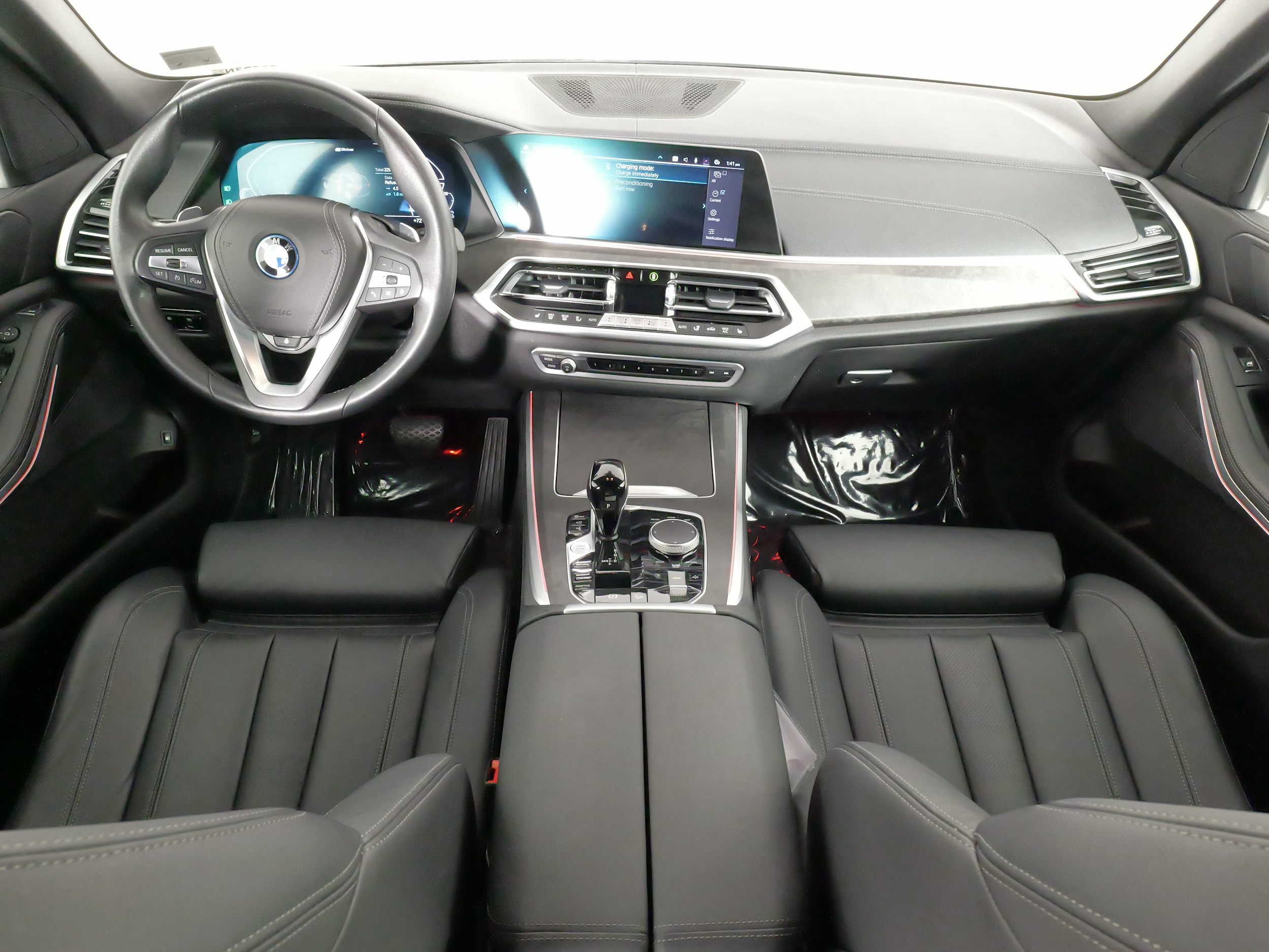 2022 BMW X5 45e - Photo 37