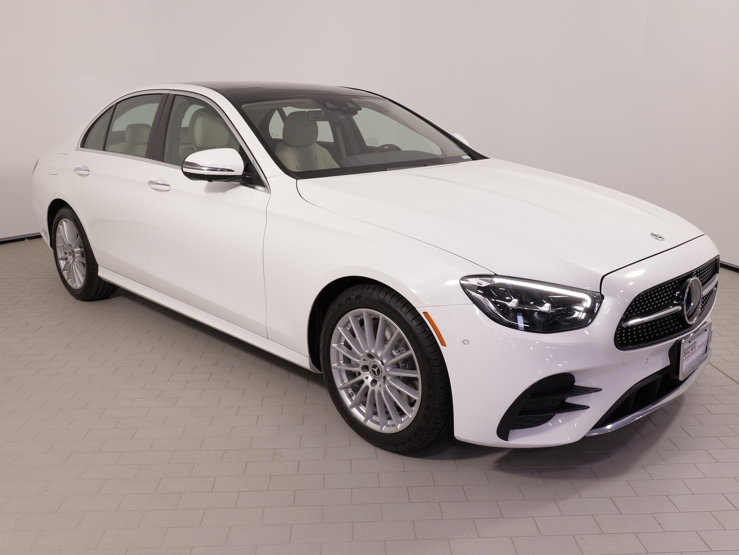 2021 Mercedes-Benz E-Class E350 - Photo 7