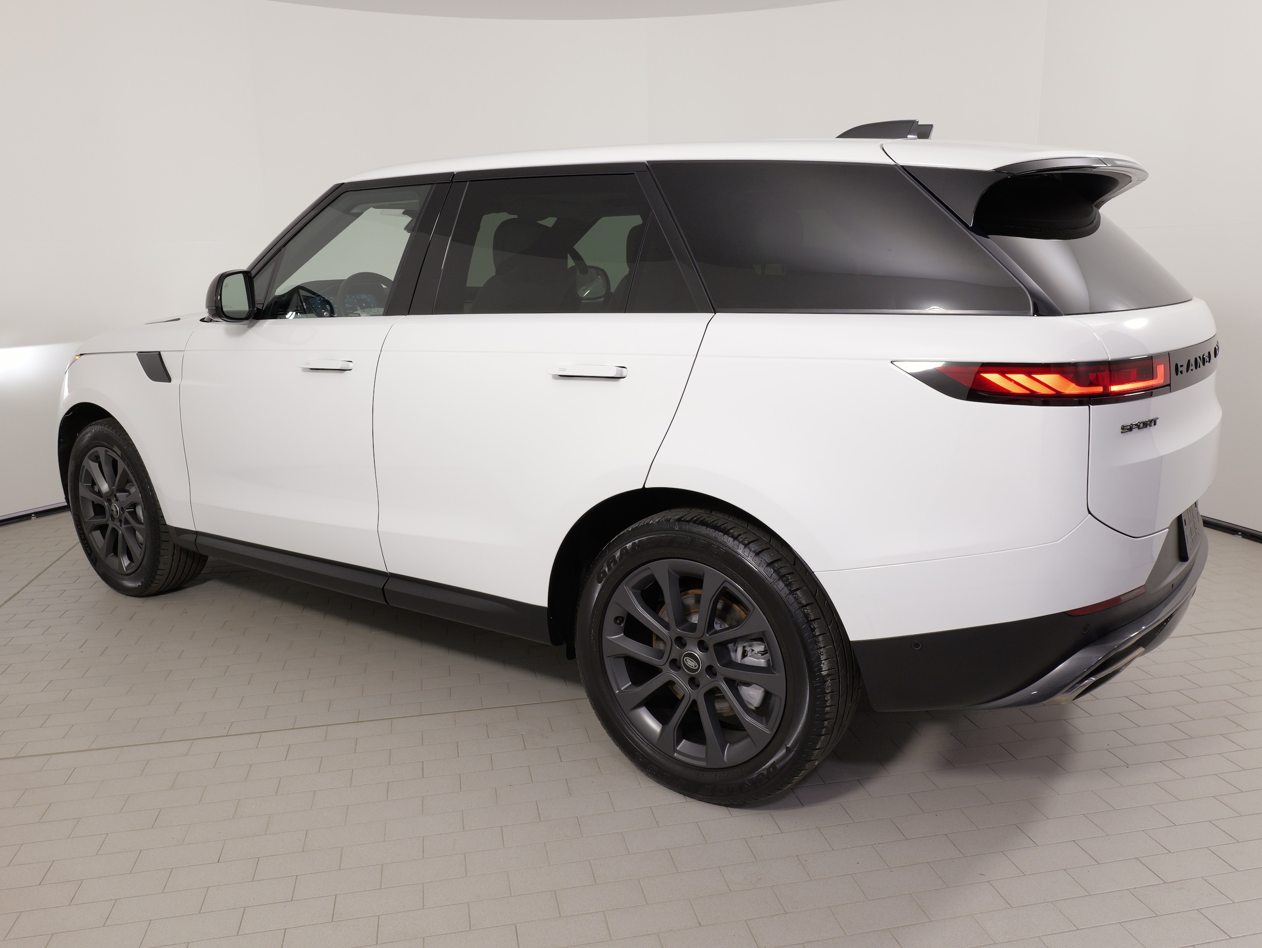 2023 Land Rover Range Rover Sport SE - Photo 15