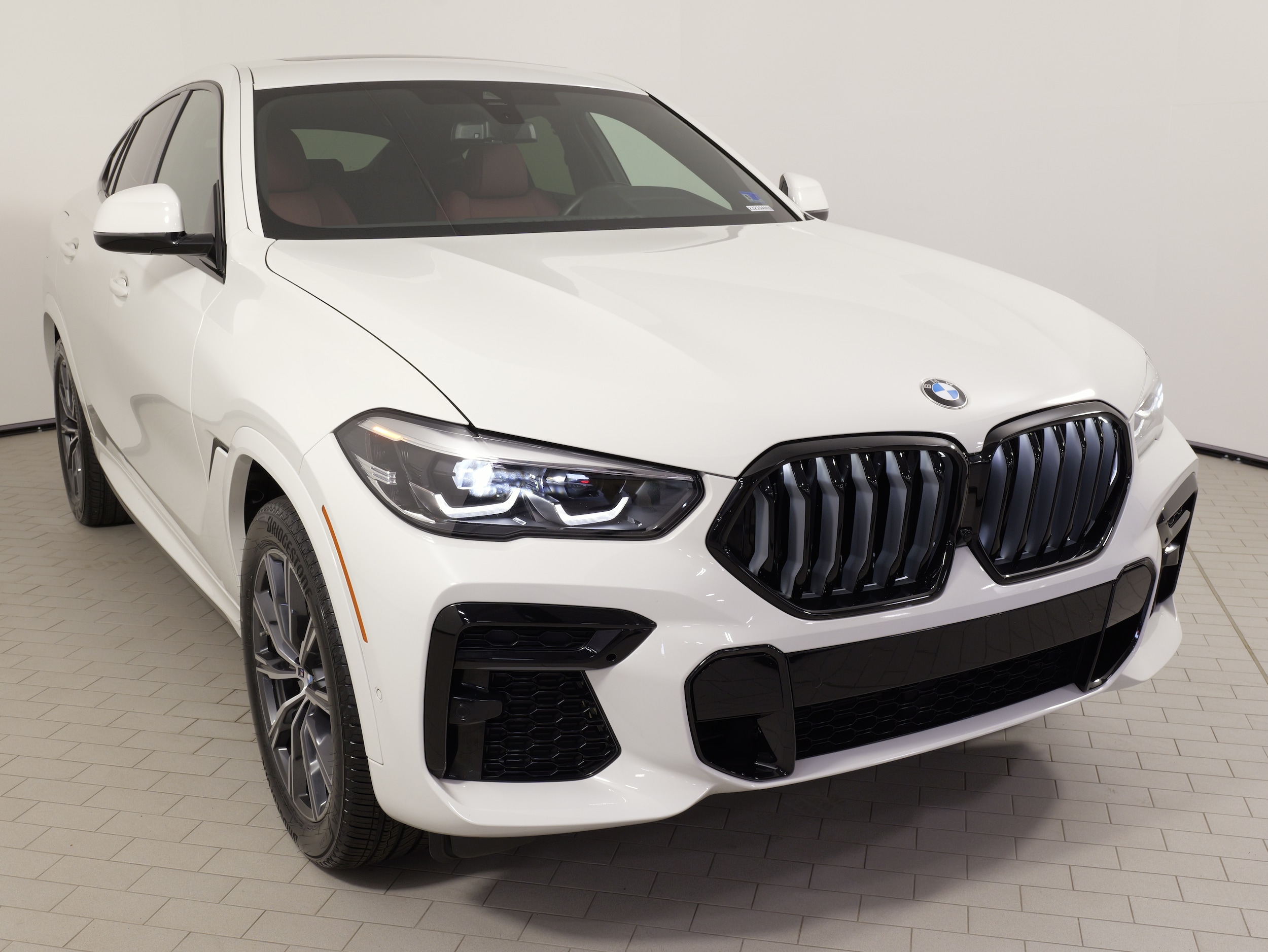 2022 BMW X6 40i - Photo 8