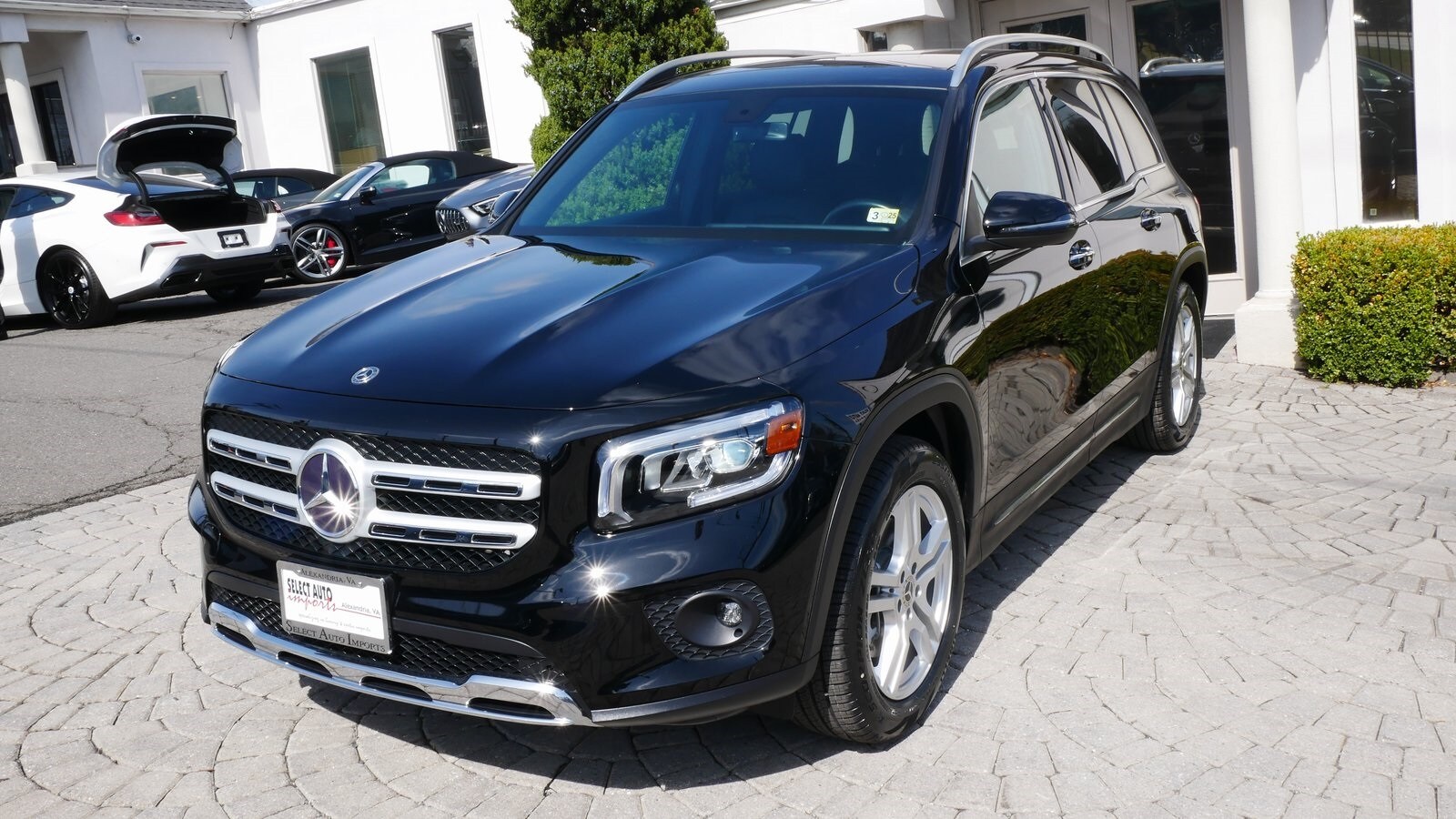 2020 Mercedes Benz GLB 250 photo 2