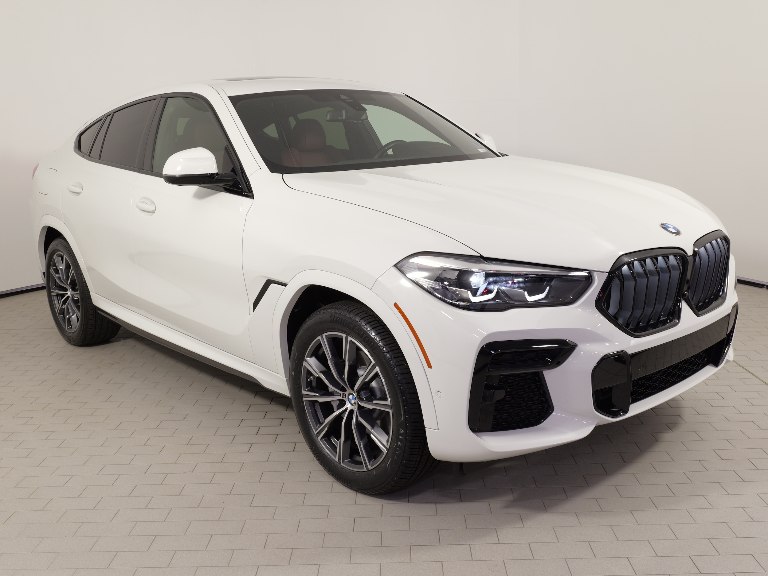 2022 BMW X6 40i - Photo 9