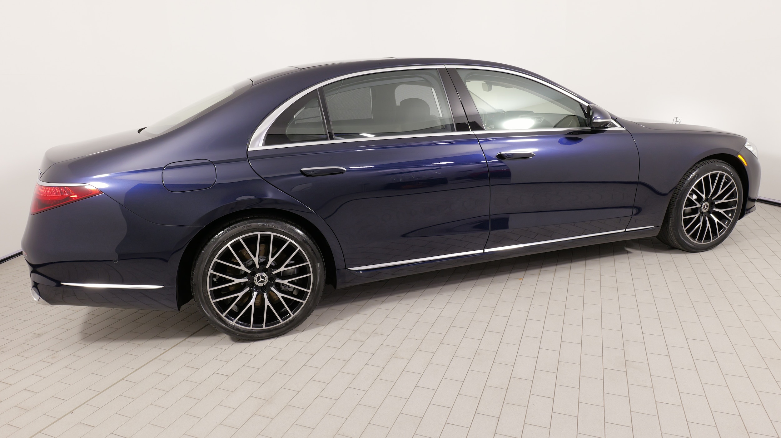 2022 Mercedes-Benz S-Class S 580 - Photo 10