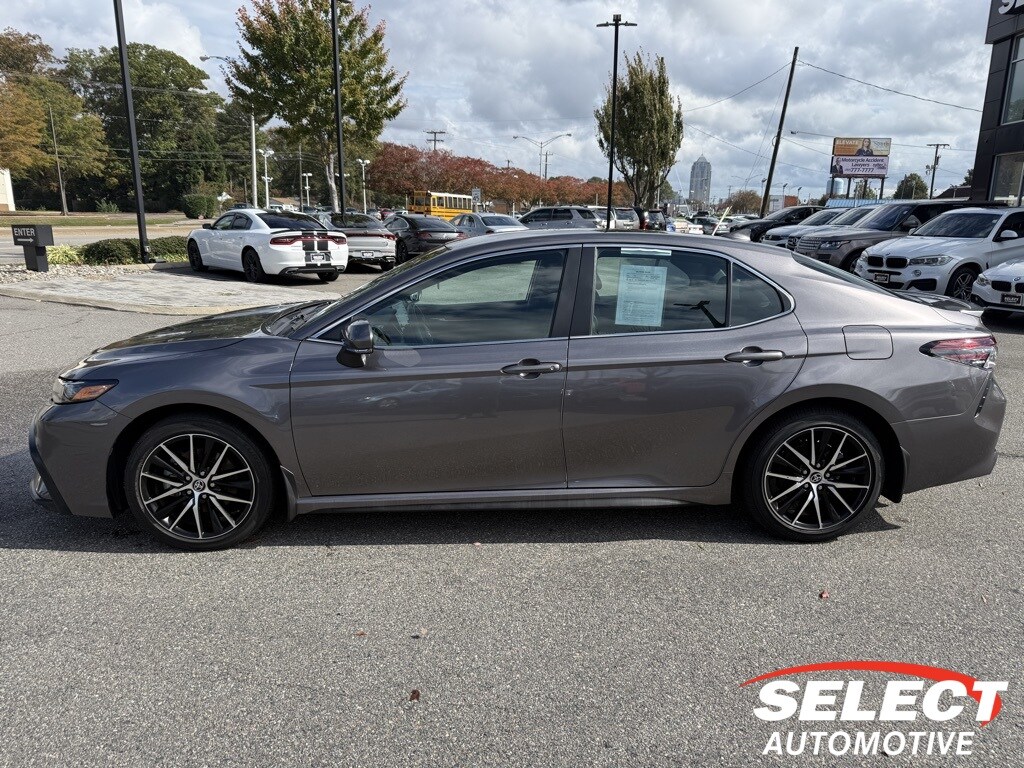 Used 2024 Toyota Camry SE Sedan