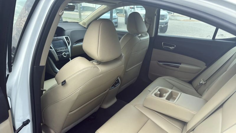 2018 Acura TLX Base - Photo 27