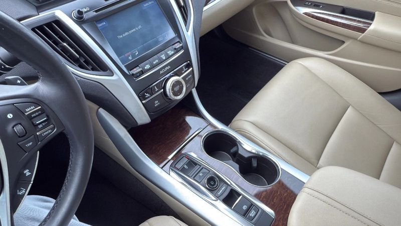 2018 Acura TLX Base - Photo 24