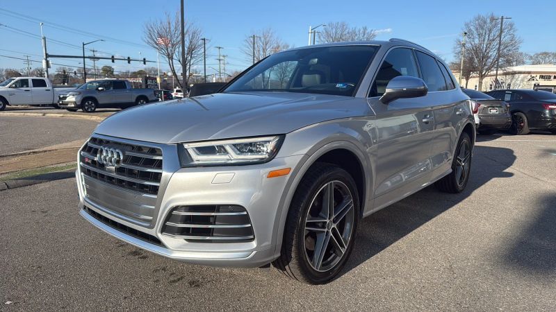 2018 Audi SQ5 Prestige's photo