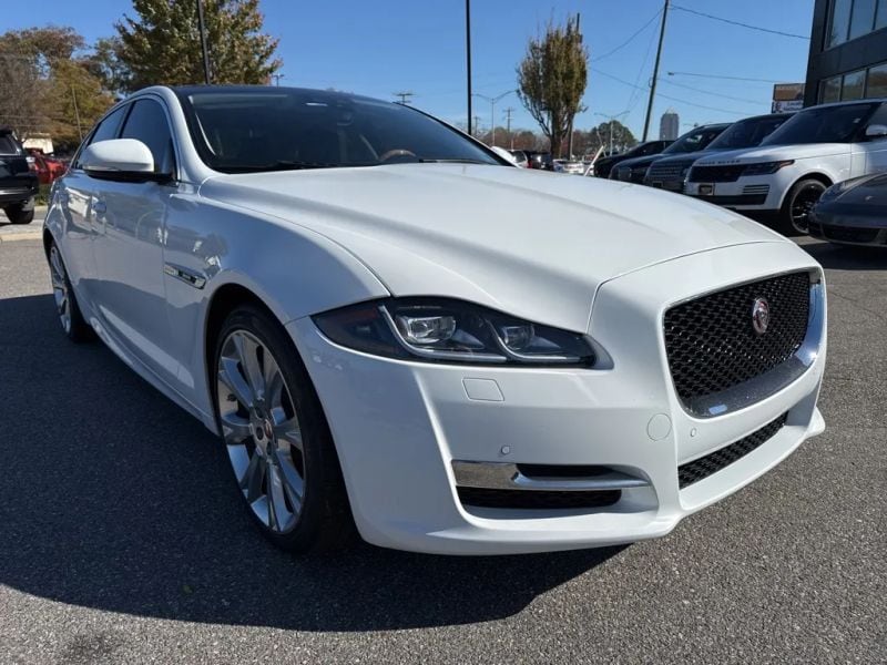 2019 Jaguar XJ R-Sport - Photo 6