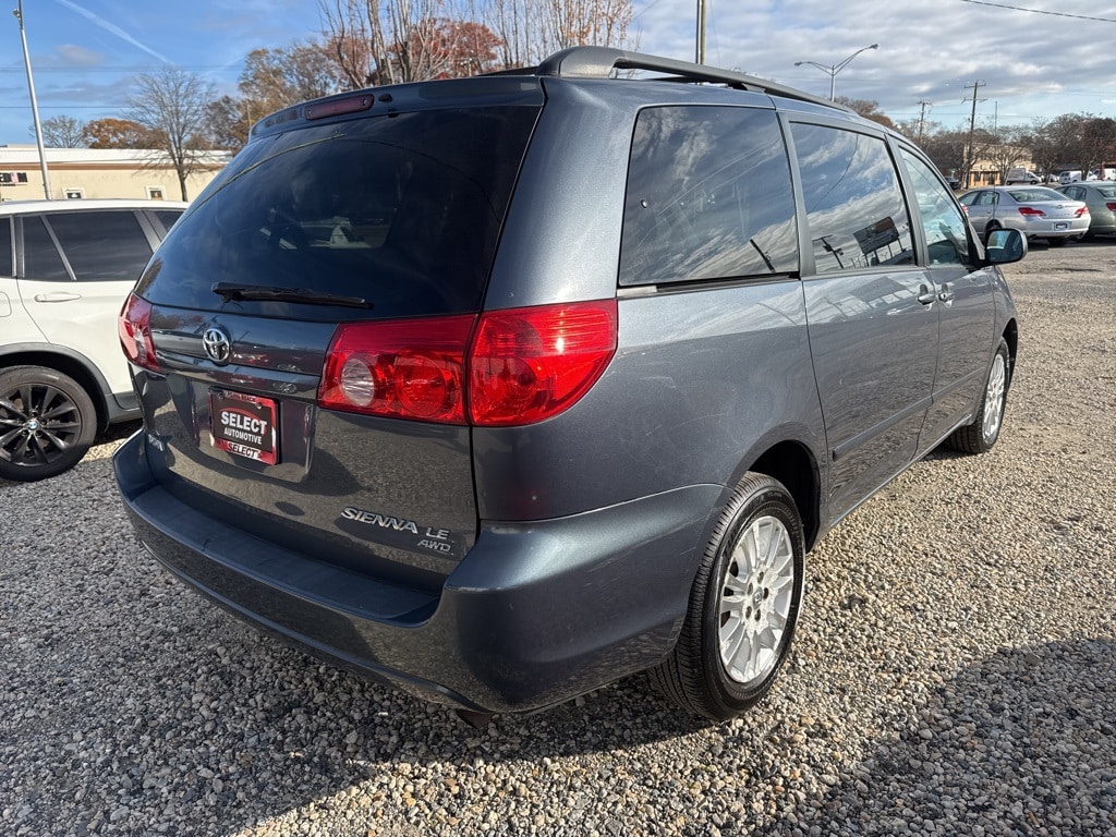 Used 2010 Toyota Sienna LE Van