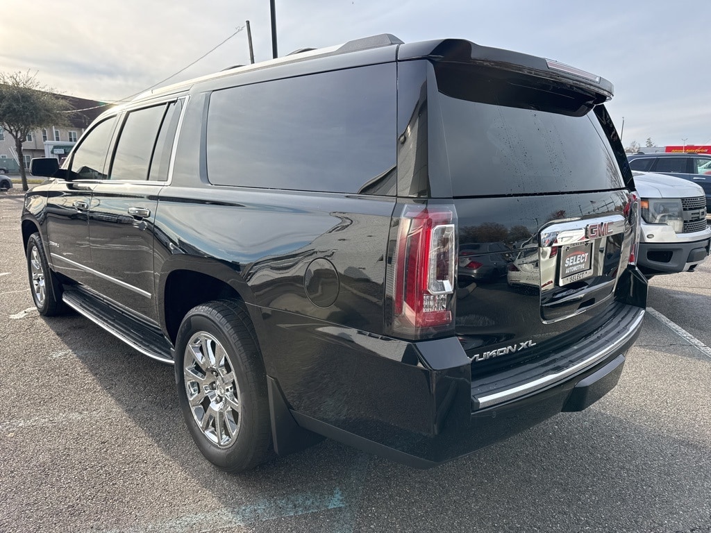 Used 2019 GMC Yukon XL Denali Sport Utility 4D SUV