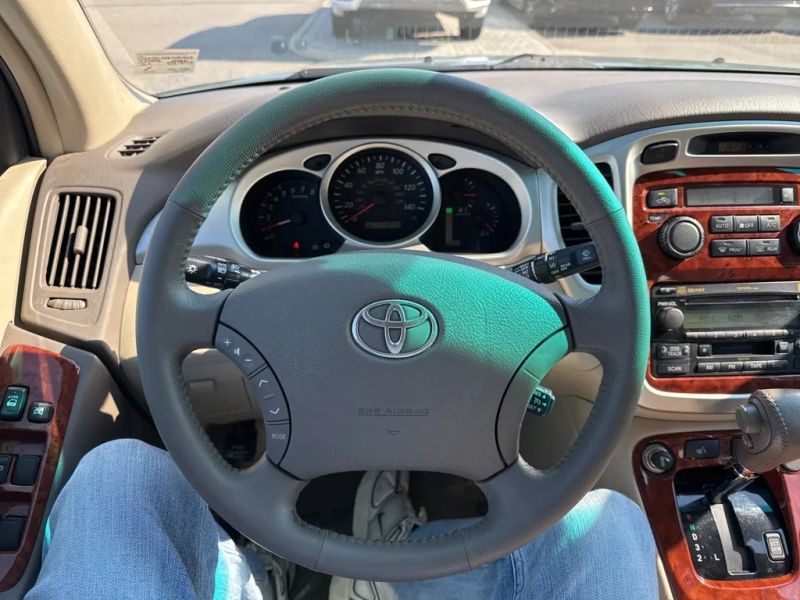2005 Toyota Highlander Base - Photo 9