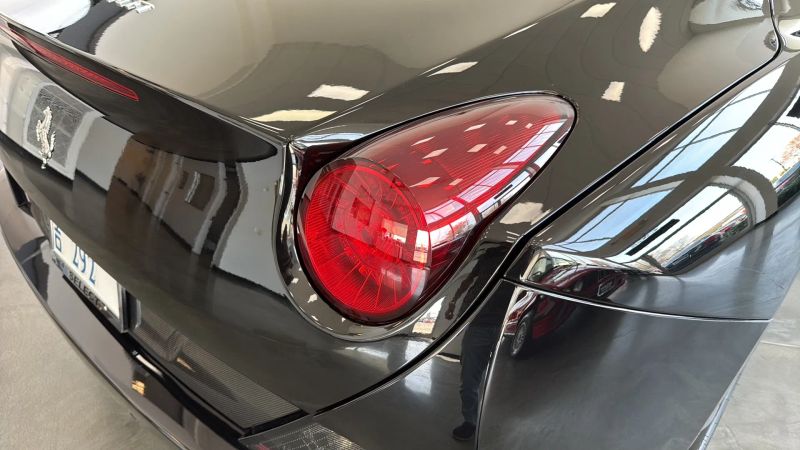 2010 Ferrari California Base - Photo 26