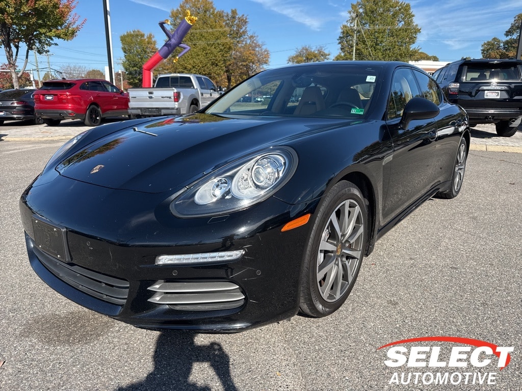 2016 Porsche Panamera Base